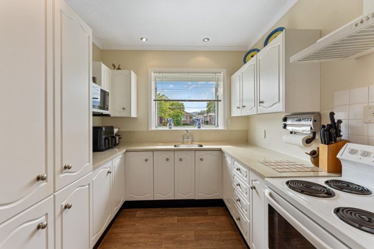 Photo of property in 11 Craig Grove, Elderslea, Upper Hutt, 5018