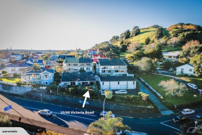 Photo of property in 10/66 Victoria Road, Devonport, Auckland, 0624