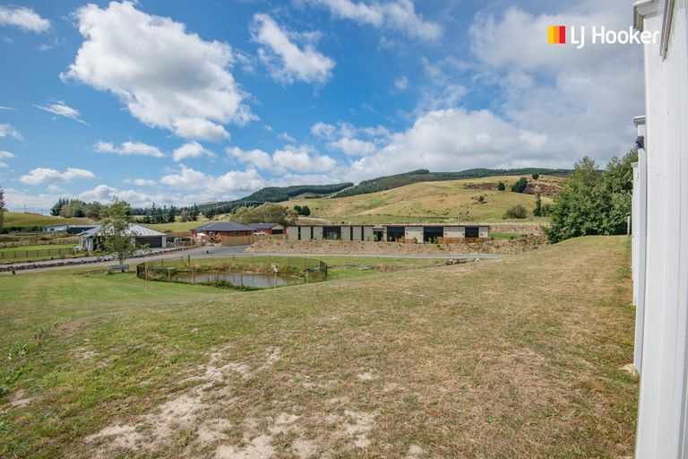 Photo of property in 18 Mallard Drive, Waihola, Outram, 9073