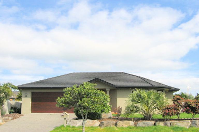 Photo of property in 6 Nautilus Drive, Papamoa Beach, Papamoa, 3118