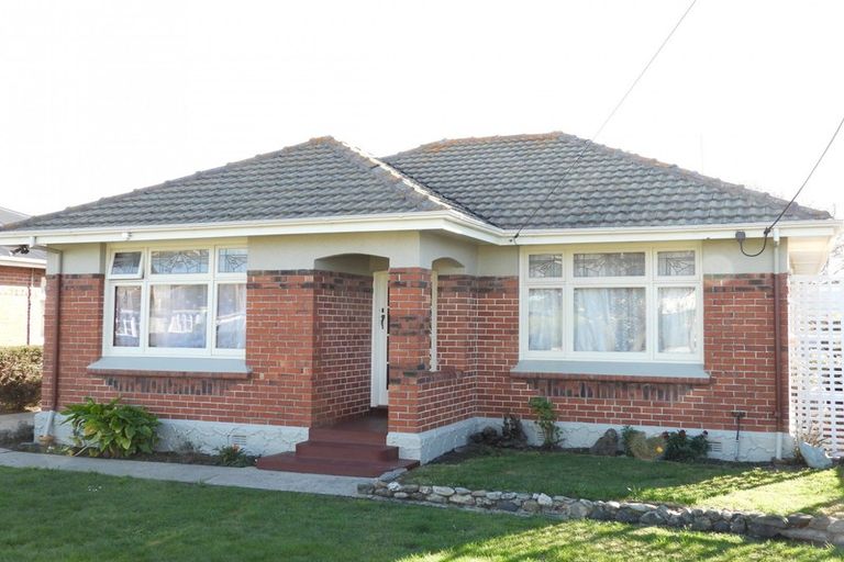 Photo of property in 14 Teviot Street, Oamaru North, Oamaru, 9400
