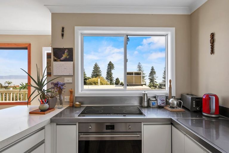 Photo of property in 15 Patui Avenue, Ngarimu Bay, Thames, 3575