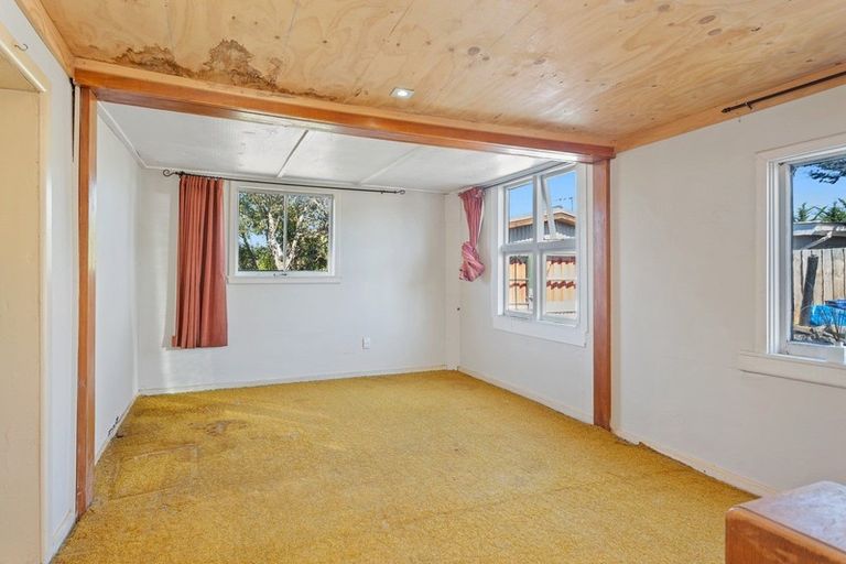 Photo of property in 29 Cross Street, Waikuku Beach, 7473
