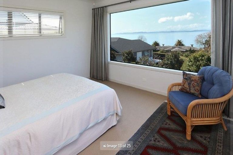 Photo of property in 1a Burford Place, Mellons Bay, Auckland, 2014