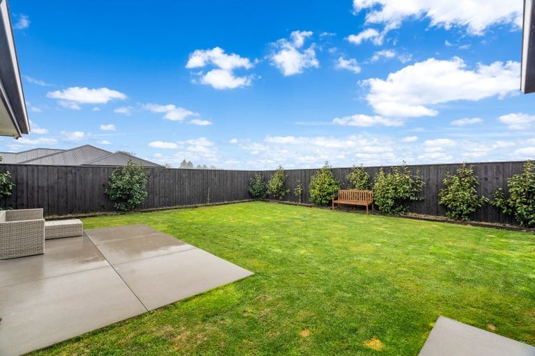 Photo of property in 35 Chris Drive, Rolleston, 7614