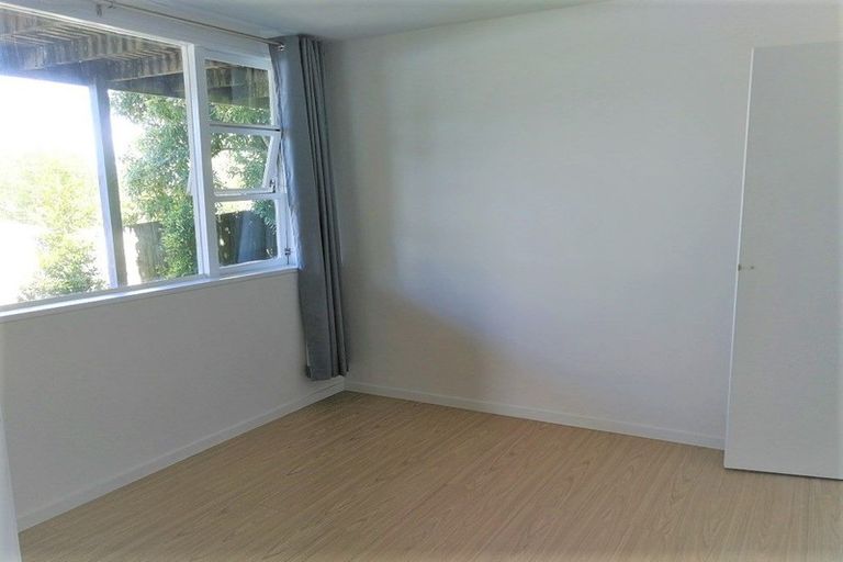 Photo of property in 211a Sunnynook Road, Wairau Valley, Auckland, 0627