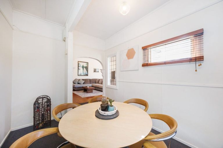 Photo of property in 3 Saint Johns Avenue, Palmerston North, 4414