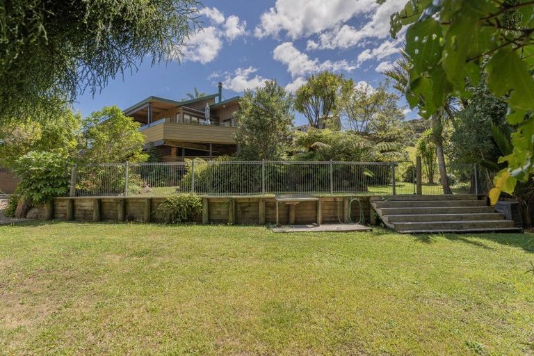 Photo of property in 3 Puriri Place, Whitianga, 3510