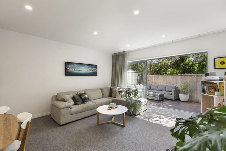 Photo of property in 15/7 Handyside Street, Tawa, Wellington, 5028