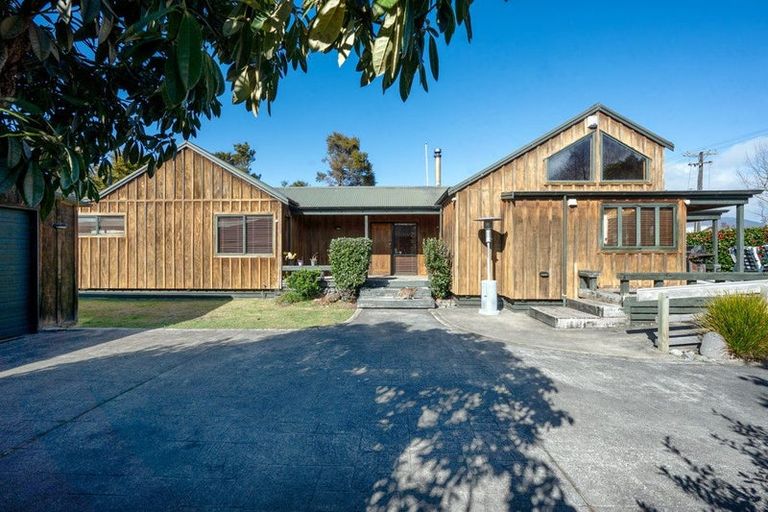 Photo of property in 67 Te Herekiekie Street, Turangi, 3334