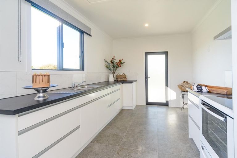 Photo of property in 20 Ngareta Street, Marton, 4710