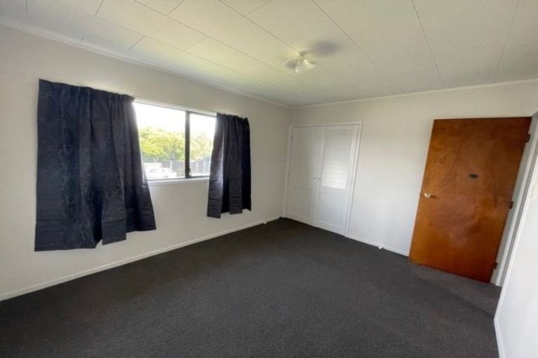 Photo of property in 195 Mahia Road, Wattle Downs, Auckland, 2103