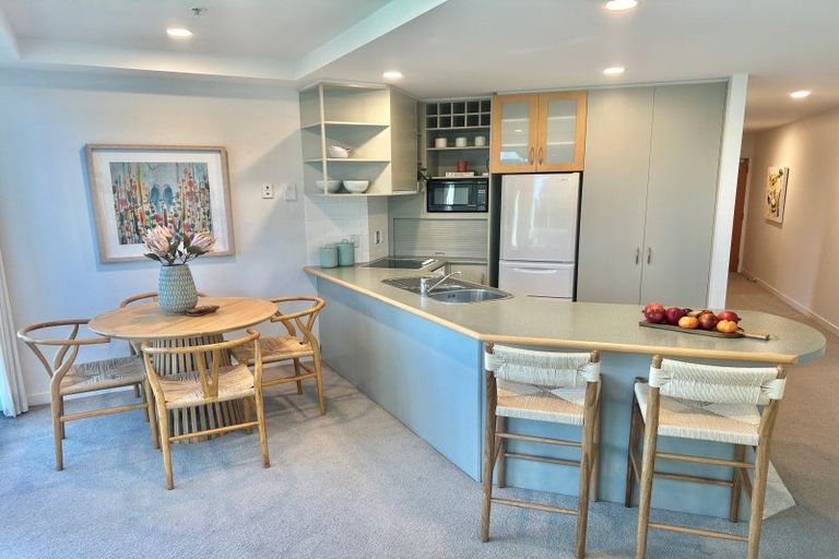 Photo of property in Beaumont Apartments, 10/12 Maunganui Road, Mount Maunganui, 3116