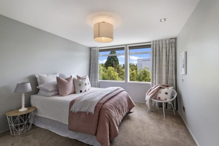 Photo of property in 10 Royds Street, Fendalton, Christchurch, 8014