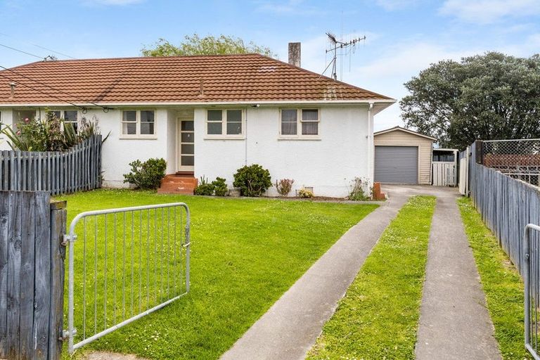 Photo of property in 10 Matene Place, Otaki, 5512