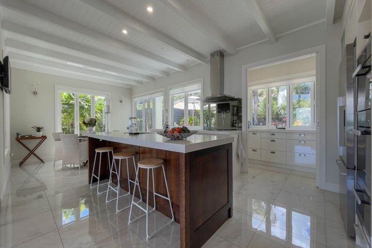 Photo of property in 11 Ngarimu Heights Row, Ngarimu Bay, Thames, 3575