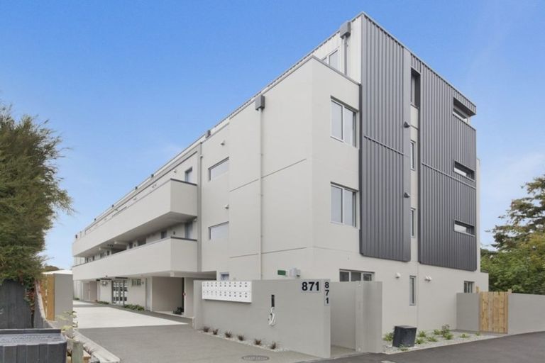 Photo of property in 2/871 Colombo Street, Christchurch Central, Christchurch, 8013