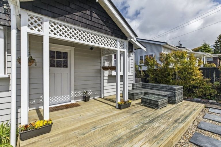 Photo of property in 1/7 Akehurst Avenue, New Lynn, Auckland, 0600