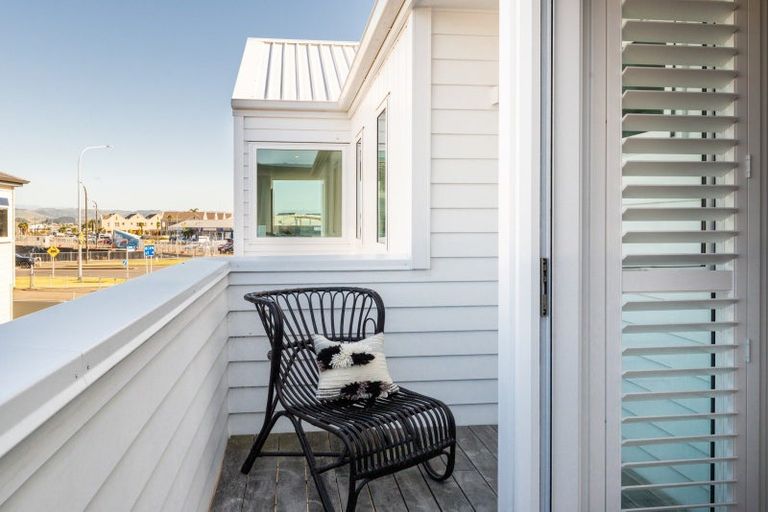 Photo of property in 33 Coronation Street, Ahuriri, Napier, 4110