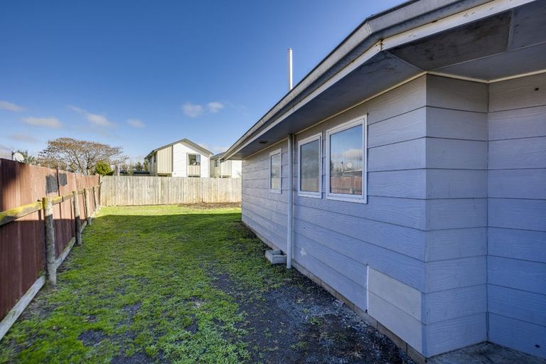 Photo of property in 355 Flaxmere Avenue, Flaxmere, Hastings, 4120