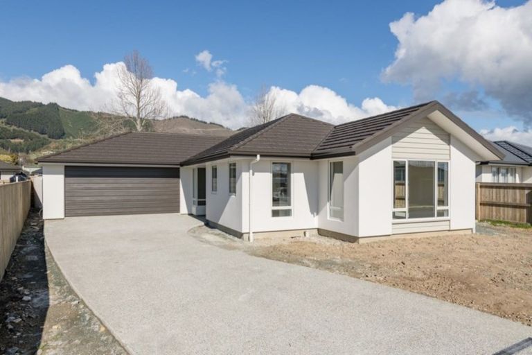 Photo of property in 3 Mellifera Place, Richmond, 7020