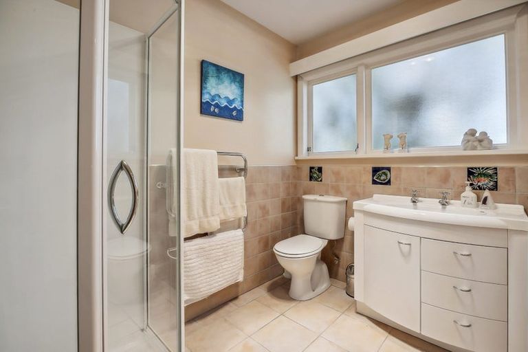 Photo of property in 52 Earls Road, Saint Clair, Dunedin, 9012