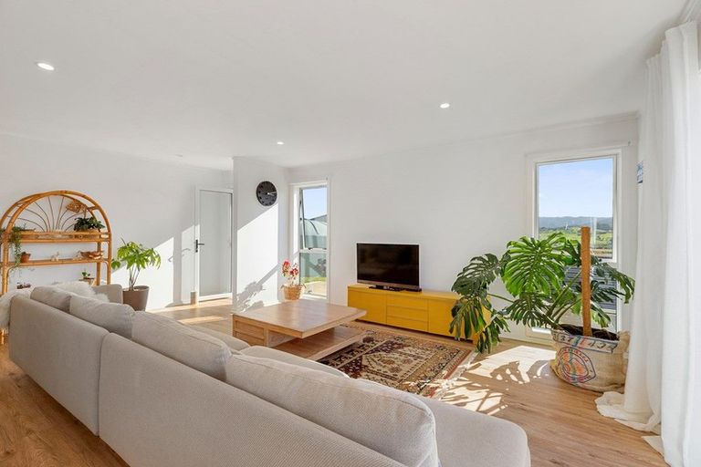 Photo of property in 10 Hillside Avenue, Mangawhai Heads, Mangawhai, 0505