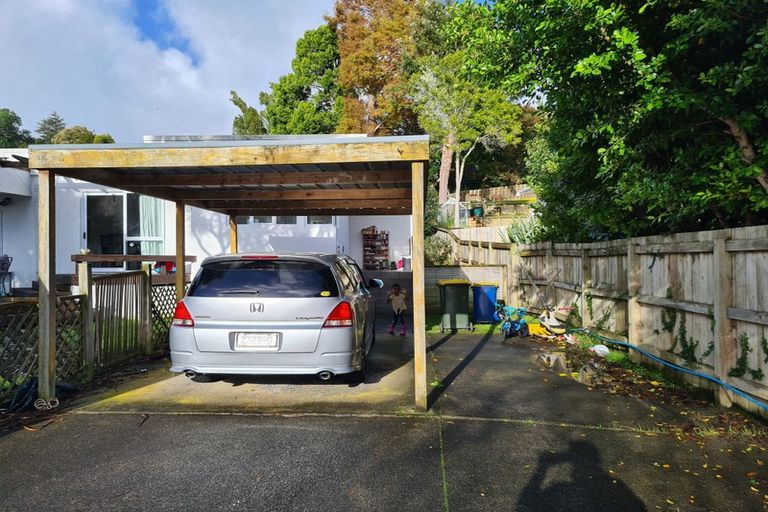 Photo of property in 2/79 Mountbatten Avenue, Hillcrest, Auckland, 0627