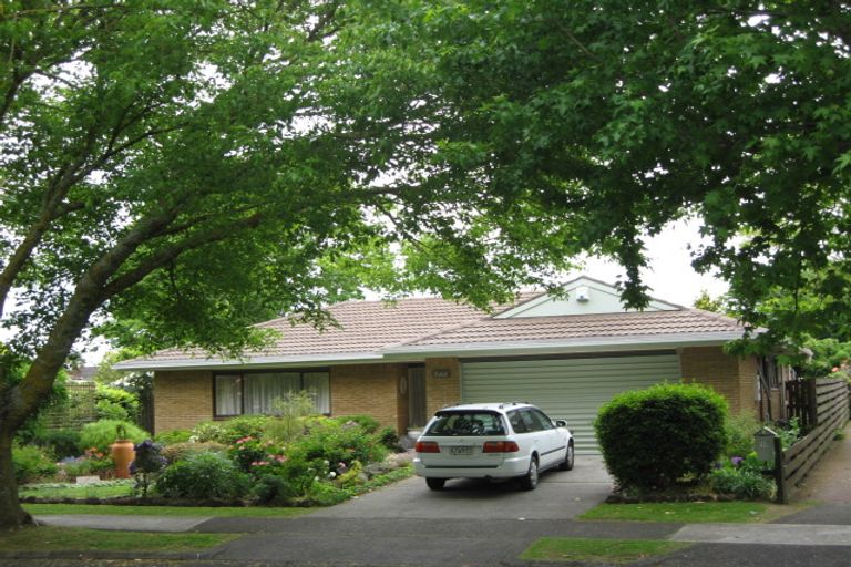 Photo of property in 18 Rountree Place, Conifer Grove, Takanini, 2112