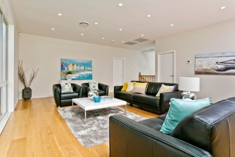 Photo of property in 187a Browns Bay Road, Browns Bay, Auckland, 0630