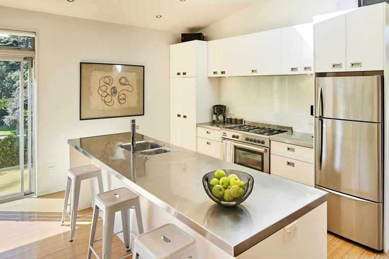 Photo of property in 12 Muri Road, Pukerua Bay, 5026