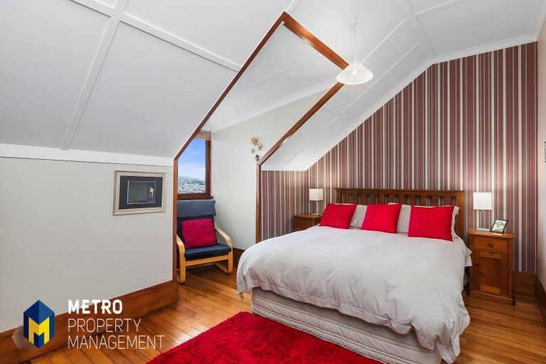 Photo of property in 50 Easther Crescent, Kew, Dunedin, 9012