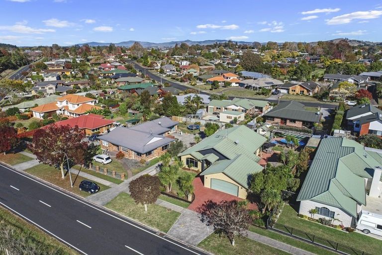 Photo of property in 53 Seales Road, Morrinsville, 3300