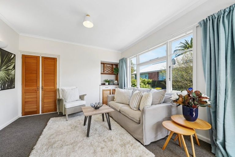 Photo of property in 1/98 Memorial Avenue, Ilam, Christchurch, 8053