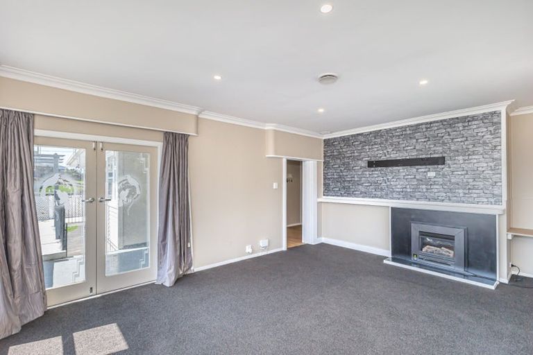 Photo of property in 31 Kawiu Road, Levin, 5510