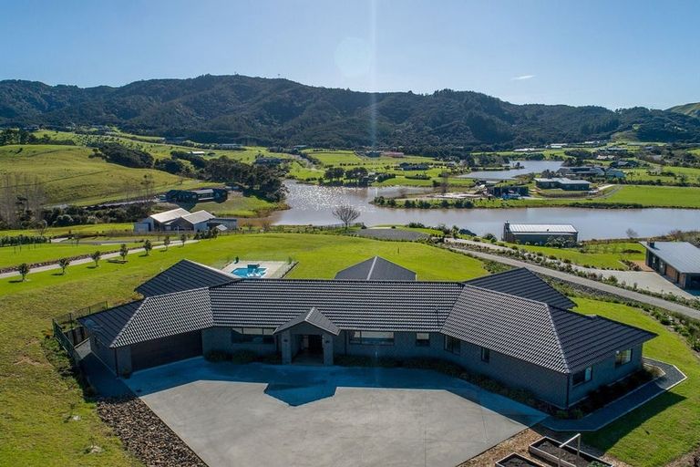 Photo of property in 64 Lakeview Lane, Mangawhai, 0573