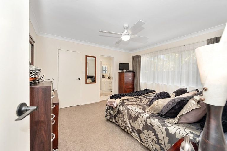 Photo of property in 19 Kingsway Crescent, Forest Lake, Hamilton, 3200
