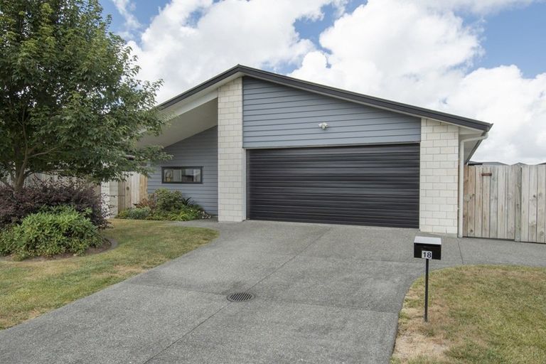 Photo of property in 18 Tuaia Street, Pyes Pa, Tauranga, 3112