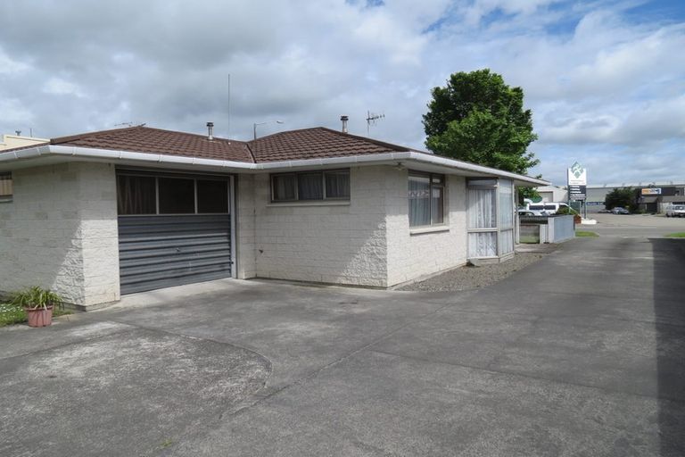 Photo of property in 402a Tremaine Avenue, Takaro, Palmerston North, 4412
