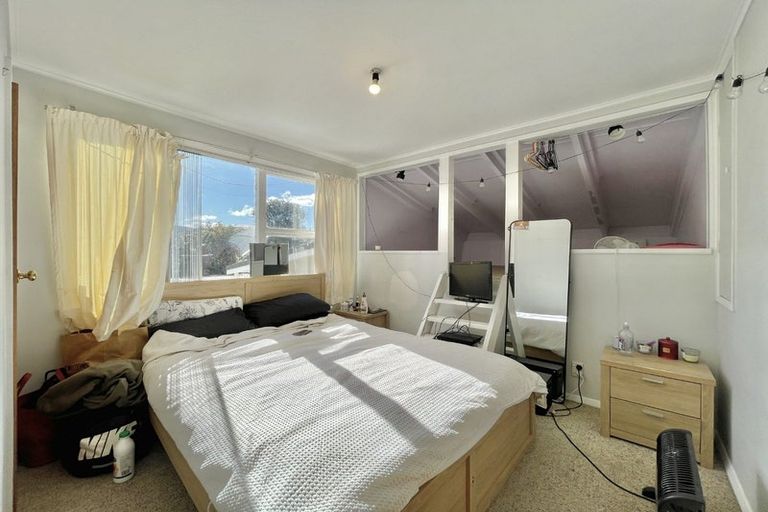 Photo of property in 1129 Fergusson Drive, Clouston Park, Upper Hutt, 5018