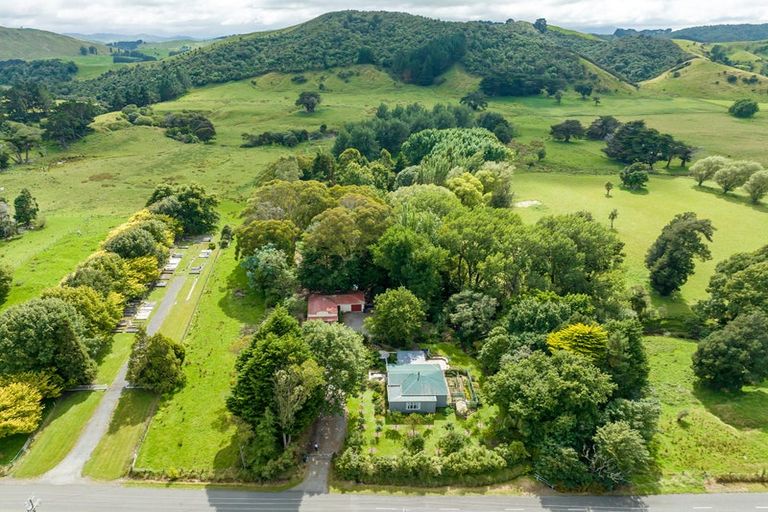 Photo of property in 73 Castle Hill Road, Alfredton, Eketahuna, 4996