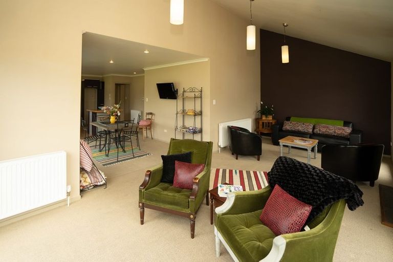 Photo of property in 139 Te Mahoe Road, Mokau, 4376