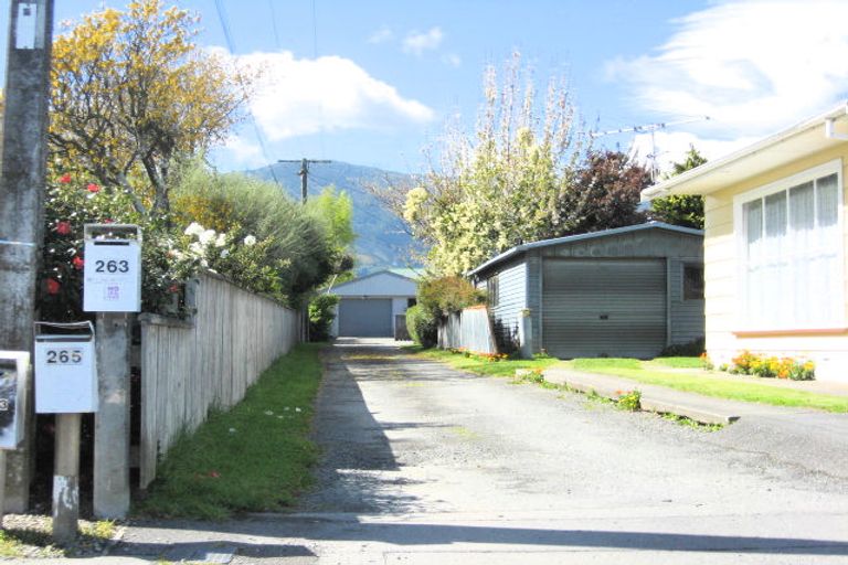 Photo of property in 265 Seaview Road, Stoke, Nelson, 7011