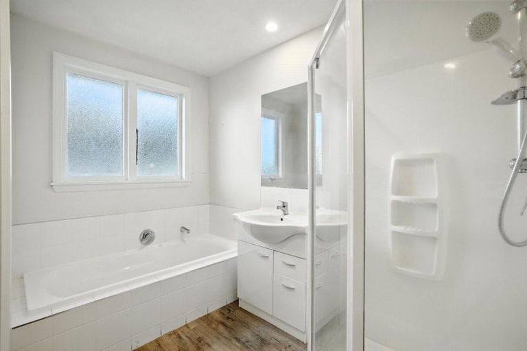 Photo of property in 145 Hamilton Avenue, Ilam, Christchurch, 8041