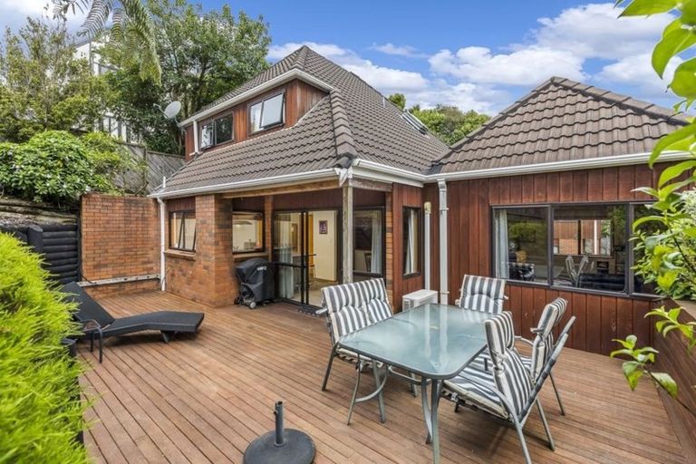 Photo of property in 5/16 Mahara Avenue, Birkenhead, Auckland, 0626