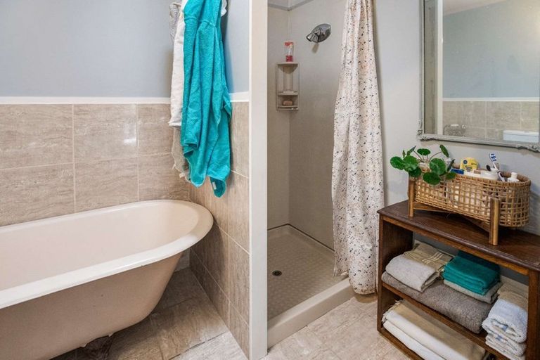 Photo of property in 42 Lytton Street, Glenholme, Rotorua, 3010