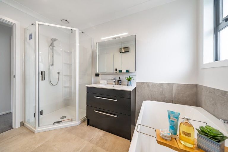 Photo of property in 36c Shakespeare Avenue, Trentham, Upper Hutt, 5018