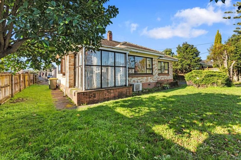 Photo of property in 16 Wintere Road, Papatoetoe, Auckland, 2025