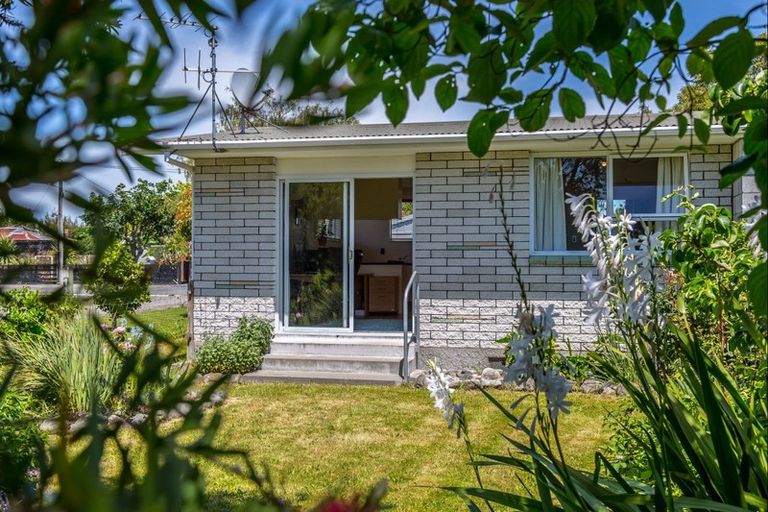 Photo of property in 49b Mcmaster Street, Greytown, 5712