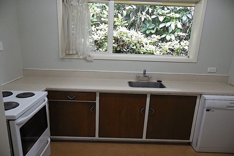 Photo of property in 53 Middlepark Road, Sockburn, Christchurch, 8042